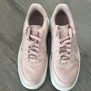 Nike Air Force 1 Sneakers